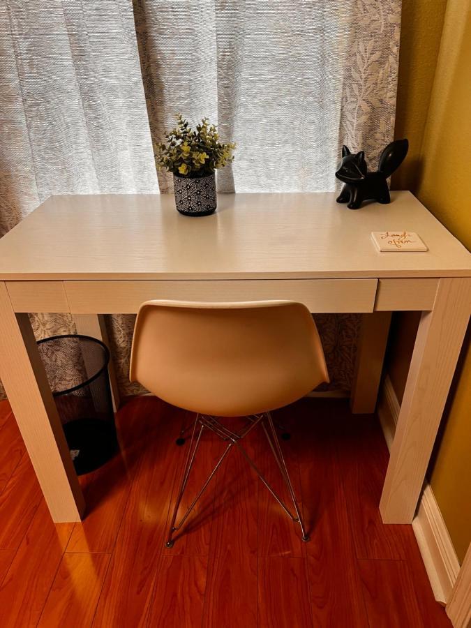 Privatunterkunft Spotless Guest With Shared Bathroom *